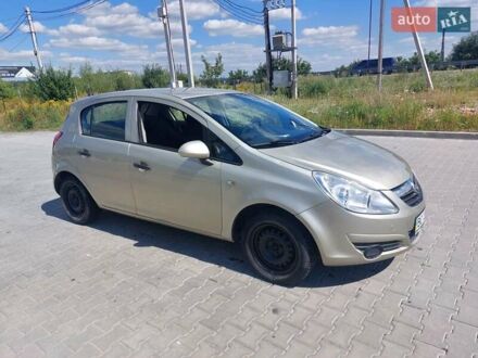 Бежевий Опель Корса, об'ємом двигуна 1.23 л та пробігом 108 тис. км за 5100 $, фото 1 на Automoto.ua