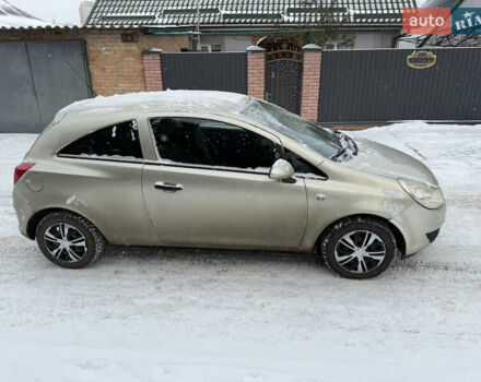 Бежевый Опель Корса, объемом двигателя 1.23 л и пробегом 268 тыс. км за 4700 $, фото 1 на Automoto.ua