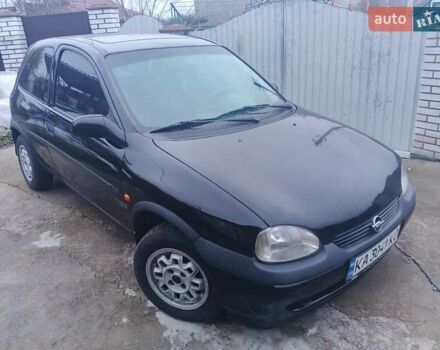 Черный Опель Корса, объемом двигателя 1.2 л и пробегом 235 тыс. км за 2200 $, фото 4 на Automoto.ua