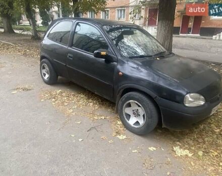 Черный Опель Корса, объемом двигателя 1 л и пробегом 310 тыс. км за 1500 $, фото 1 на Automoto.ua