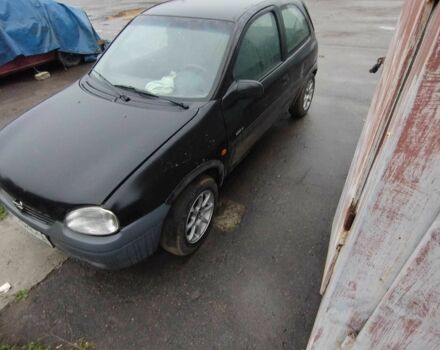 Черный Опель Корса, объемом двигателя 1 л и пробегом 1000 тыс. км за 1100 $, фото 5 на Automoto.ua