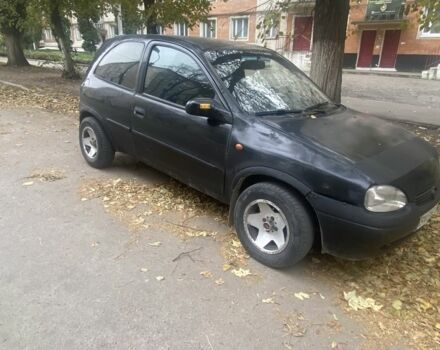 Черный Опель Корса, объемом двигателя 1 л и пробегом 310 тыс. км за 1500 $, фото 2 на Automoto.ua