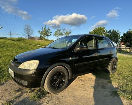 Черный Опель Корса, объемом двигателя 1.7 л и пробегом 340 тыс. км за 3000 $, фото 8 на Automoto.ua