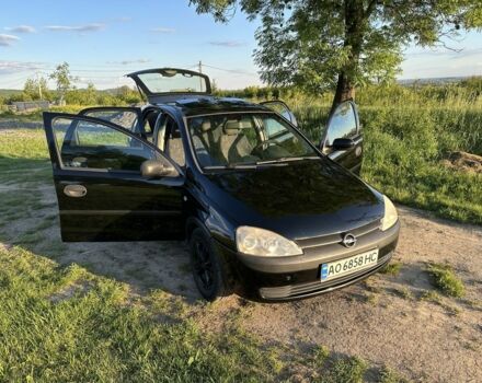 Черный Опель Корса, объемом двигателя 1.7 л и пробегом 340 тыс. км за 3000 $, фото 10 на Automoto.ua