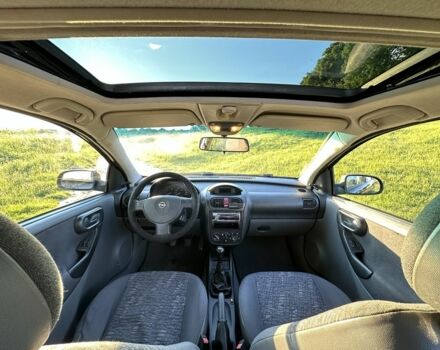 Черный Опель Корса, объемом двигателя 1.7 л и пробегом 340 тыс. км за 3000 $, фото 18 на Automoto.ua