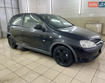 Черный Опель Корса, объемом двигателя 0.97 л и пробегом 260 тыс. км за 2999 $, фото 7 на Automoto.ua