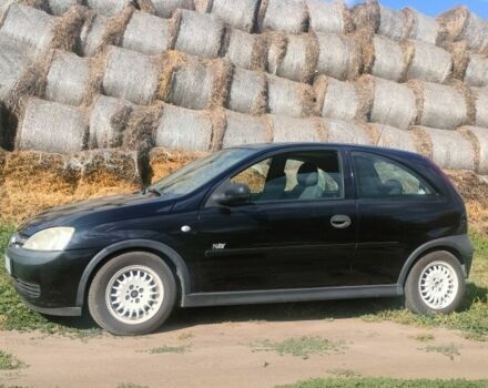 Черный Опель Корса, объемом двигателя 1 л и пробегом 215 тыс. км за 2300 $, фото 3 на Automoto.ua