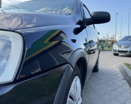 Черный Опель Корса, объемом двигателя 1 л и пробегом 140 тыс. км за 2300 $, фото 3 на Automoto.ua