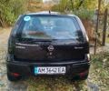 Черный Опель Корса, объемом двигателя 1.2 л и пробегом 220 тыс. км за 3600 $, фото 3 на Automoto.ua