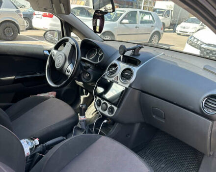 Черный Опель Корса, объемом двигателя 1.69 л и пробегом 258 тыс. км за 6300 $, фото 4 на Automoto.ua