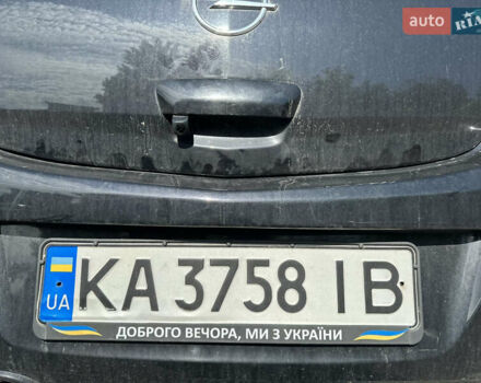 Черный Опель Корса, объемом двигателя 1.69 л и пробегом 258 тыс. км за 6300 $, фото 9 на Automoto.ua