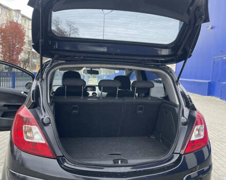 Черный Опель Корса, объемом двигателя 1.2 л и пробегом 210 тыс. км за 3200 $, фото 25 на Automoto.ua