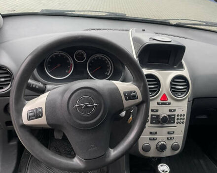 Черный Опель Корса, объемом двигателя 1.2 л и пробегом 210 тыс. км за 3200 $, фото 15 на Automoto.ua