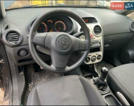 Чорний Опель Корса, об'ємом двигуна 1 л та пробігом 196 тис. км за 3800 $, фото 4 на Automoto.ua