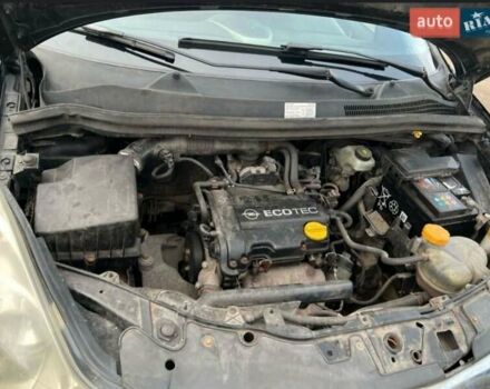 Чорний Опель Корса, об'ємом двигуна 1 л та пробігом 196 тис. км за 3800 $, фото 3 на Automoto.ua