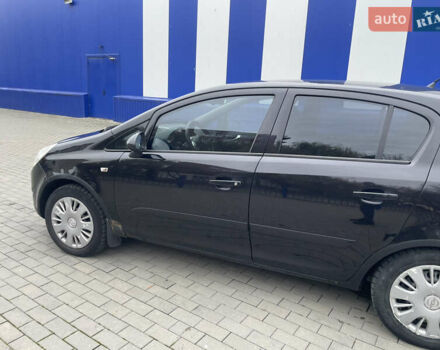 Черный Опель Корса, объемом двигателя 1.2 л и пробегом 210 тыс. км за 3200 $, фото 11 на Automoto.ua