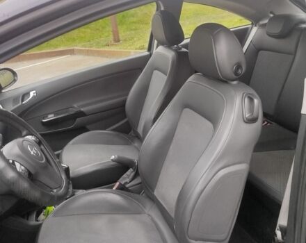 Чорний Опель Корса, об'ємом двигуна 1.2 л та пробігом 250 тис. км за 3600 $, фото 6 на Automoto.ua