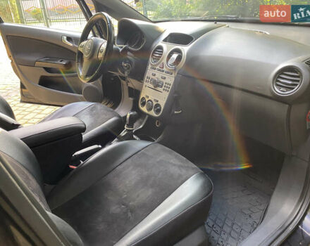 Черный Опель Корса, объемом двигателя 1.4 л и пробегом 294 тыс. км за 6200 $, фото 10 на Automoto.ua