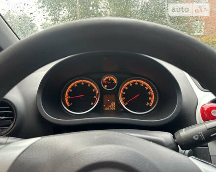 Черный Опель Корса, объемом двигателя 1.2 л и пробегом 139 тыс. км за 3999 $, фото 5 на Automoto.ua