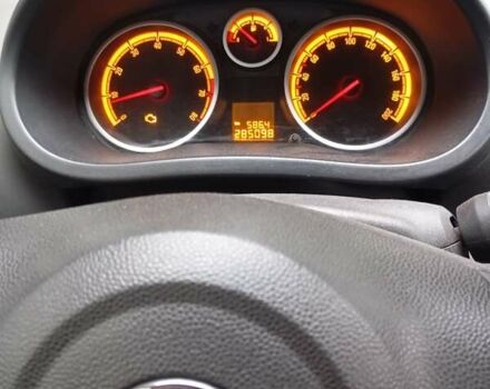 Опель Корса 2008 в Кегичевке на Automoto.ua Черный Опель Корса, объемом двигателя 1.23 л и пробегом 285 тыс. км за 3700 $, фото 5 на Automoto.ua