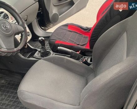 Черный Опель Корса, объемом двигателя 1.2 л и пробегом 224 тыс. км за 3700 $, фото 8 на Automoto.ua
