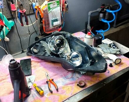 Черный Опель Корса, объемом двигателя 1.2 л и пробегом 203 тыс. км за 3500 $, фото 3 на Automoto.ua