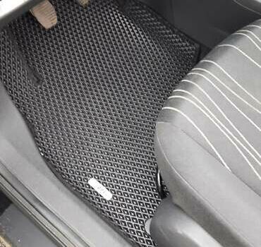 Черный Опель Корса, объемом двигателя 1 л и пробегом 225 тыс. км за 4700 $, фото 19 на Automoto.ua