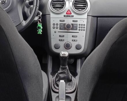 Чорний Опель Корса, об'ємом двигуна 0 л та пробігом 240 тис. км за 4000 $, фото 1 на Automoto.ua