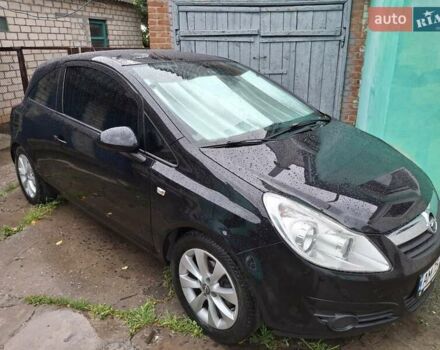 Черный Опель Корса, объемом двигателя 1 л и пробегом 225 тыс. км за 4700 $, фото 7 на Automoto.ua