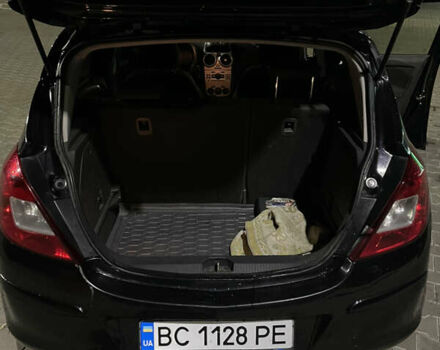 Чорний Опель Корса, об'ємом двигуна 1.23 л та пробігом 160 тис. км за 3500 $, фото 19 на Automoto.ua