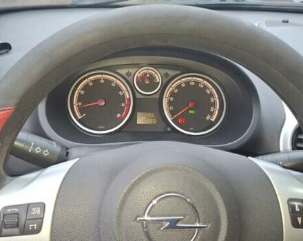 Чорний Опель Корса, об'ємом двигуна 1.23 л та пробігом 152 тис. км за 4200 $, фото 9 на Automoto.ua