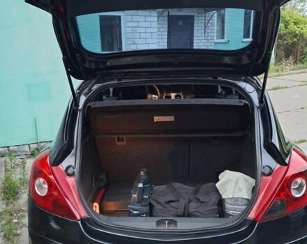 Черный Опель Корса, объемом двигателя 1 л и пробегом 225 тыс. км за 4700 $, фото 2 на Automoto.ua