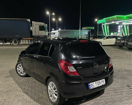 Чорний Опель Корса, об'ємом двигуна 1.23 л та пробігом 160 тис. км за 3500 $, фото 8 на Automoto.ua