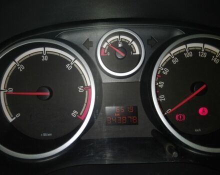 Черный Опель Корса, объемом двигателя 1.3 л и пробегом 343 тыс. км за 2700 $, фото 3 на Automoto.ua