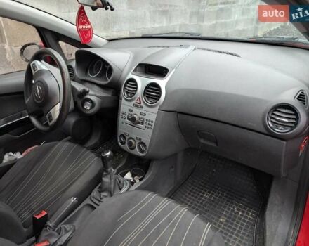 Черный Опель Корса, объемом двигателя 1.3 л и пробегом 180 тыс. км за 4200 $, фото 2 на Automoto.ua