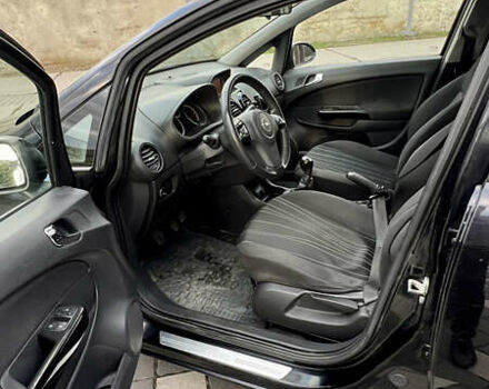 Чорний Опель Корса, об'ємом двигуна 1.23 л та пробігом 239 тис. км за 4599 $, фото 15 на Automoto.ua