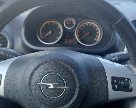 Опель Корса 2011 в Виноградове на Automoto.ua Черный Опель Корса, объемом двигателя 1.25 л и пробегом 241 тыс. км за 4500 $, фото 6 на Automoto.ua