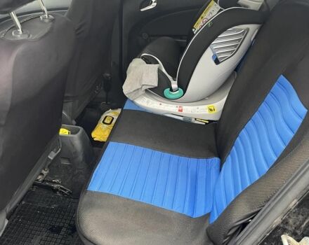 Чорний Опель Корса, об'ємом двигуна 1.3 л та пробігом 2 тис. км за 5000 $, фото 5 на Automoto.ua