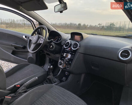 Чорний Опель Корса, об'ємом двигуна 1.23 л та пробігом 164 тис. км за 5999 $, фото 3 на Automoto.ua