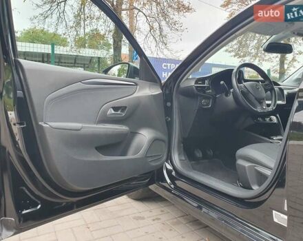 Черный Опель Корса, объемом двигателя 1.2 л и пробегом 57 тыс. км за 12599 $, фото 31 на Automoto.ua