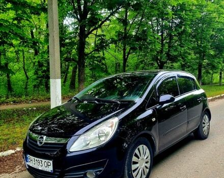 Черный Опель Корса, объемом двигателя 1.2 л и пробегом 175 тыс. км за 4400 $, фото 1 на Automoto.ua
