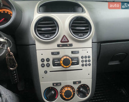 Черный Опель Корса, объемом двигателя 1.25 л и пробегом 309 тыс. км за 3500 $, фото 1 на Automoto.ua