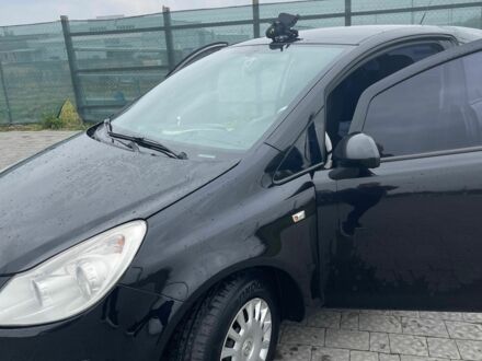 Чорний Опель Корса, об'ємом двигуна 1.2 л та пробігом 175 тис. км за 4000 $, фото 1 на Automoto.ua