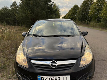 Черный Опель Корса, объемом двигателя 1.4 л и пробегом 196 тыс. км за 4900 $, фото 1 на Automoto.ua