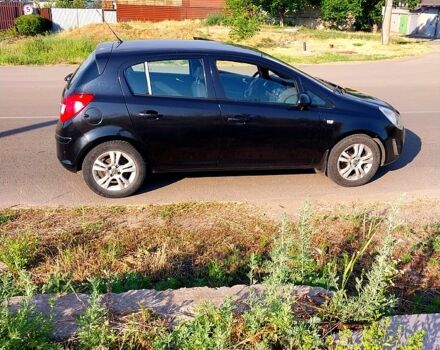 Черный Опель Корса, объемом двигателя 1.3 л и пробегом 304 тыс. км за 4700 $, фото 1 на Automoto.ua