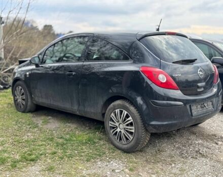 Чорний Опель Корса, об'ємом двигуна 1.25 л та пробігом 200 тис. км за 2500 $, фото 1 на Automoto.ua