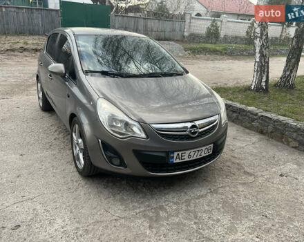 Коричневый Опель Корса, объемом двигателя 1.3 л и пробегом 237 тыс. км за 5700 $, фото 3 на Automoto.ua