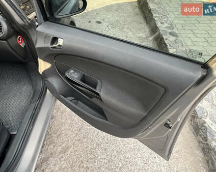 Коричневый Опель Корса, объемом двигателя 1.3 л и пробегом 237 тыс. км за 5700 $, фото 19 на Automoto.ua