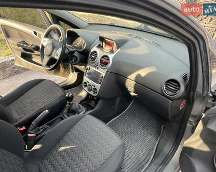 Коричневый Опель Корса, объемом двигателя 1.3 л и пробегом 237 тыс. км за 5700 $, фото 17 на Automoto.ua