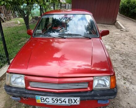 Красный Опель Корса, объемом двигателя 1.2 л и пробегом 3 тыс. км за 381 $, фото 7 на Automoto.ua